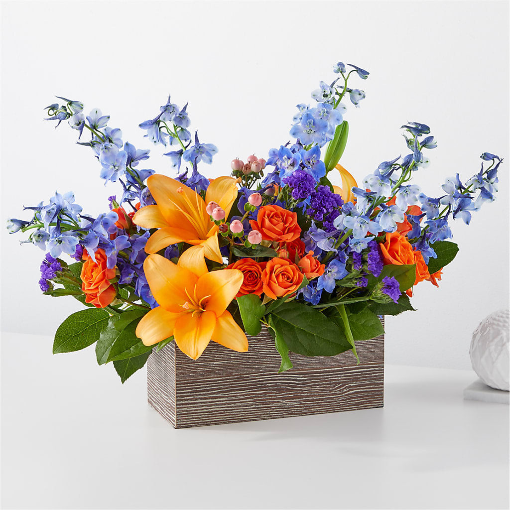 Radiant Citrus Box Bouquet – CLARKSON FLOWERS & GIFTS, Mississauga ON