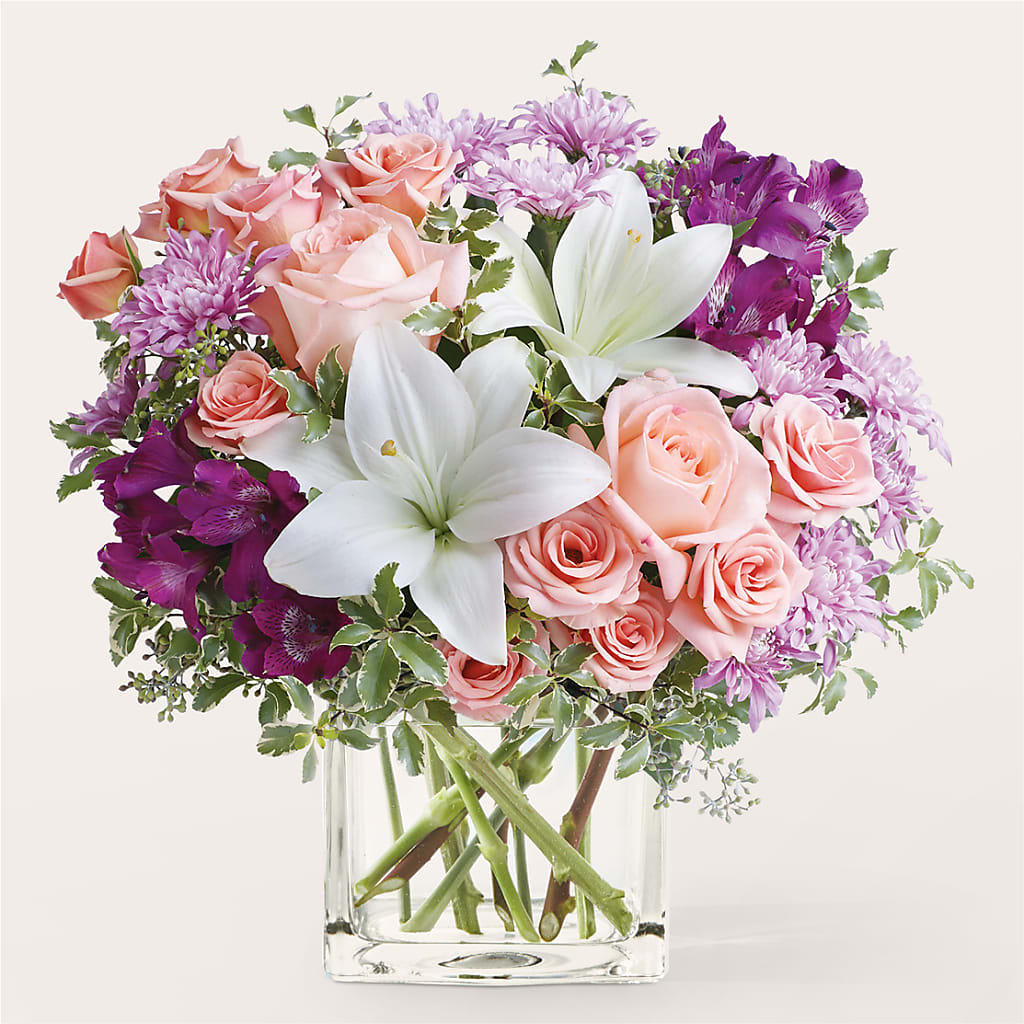 Mani Pedi Bouquet – CLARKSON FLOWERS & GIFTS, Mississauga ON