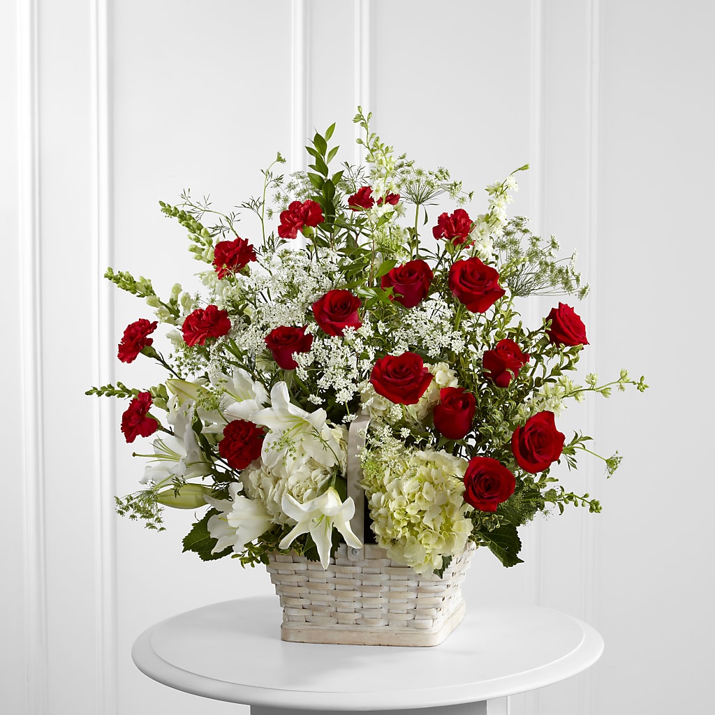 In Loving Memory Arrangement – CLARKSON FLOWERS & GIFTS, Mississauga ON