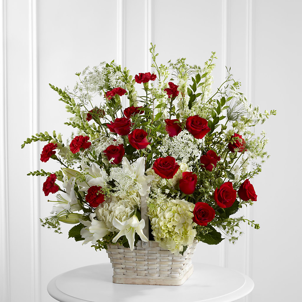 In Loving Memory Arrangement – CLARKSON FLOWERS & GIFTS, Mississauga ON