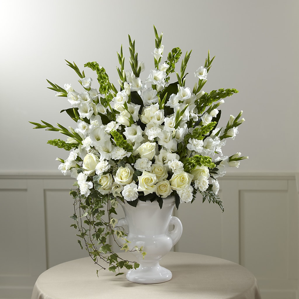 Fond Reflections Arrangement – CLARKSON FLOWERS & GIFTS, Mississauga ON