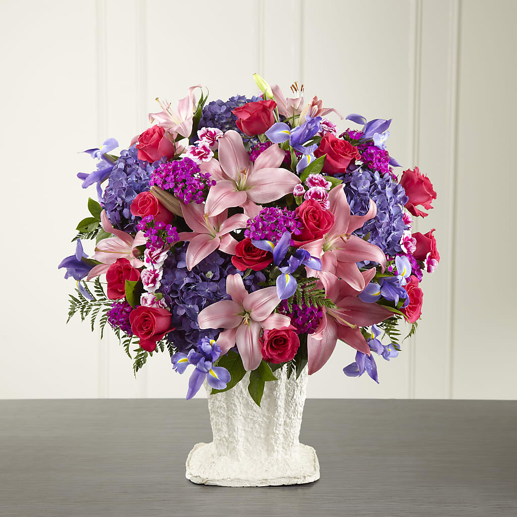 We Fondly Remember Arrangement – CLARKSON FLOWERS & GIFTS, Mississauga ON