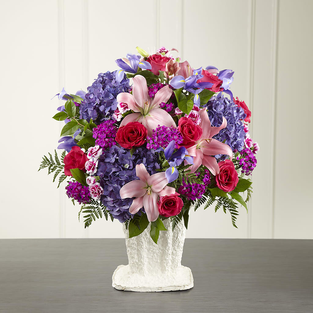 We Fondly Remember Arrangement – CLARKSON FLOWERS & GIFTS, Mississauga ON