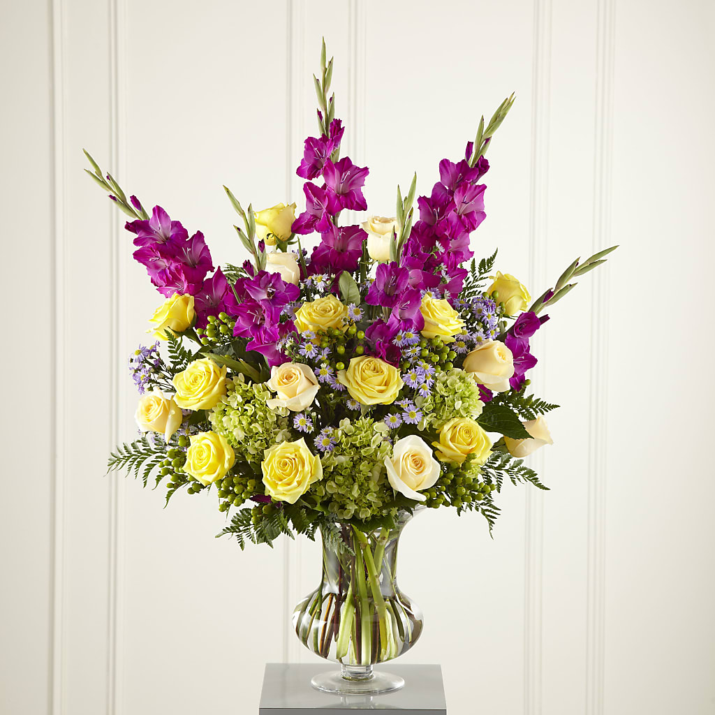 Loveliness Arrangement – CLARKSON FLOWERS & GIFTS, Mississauga ON