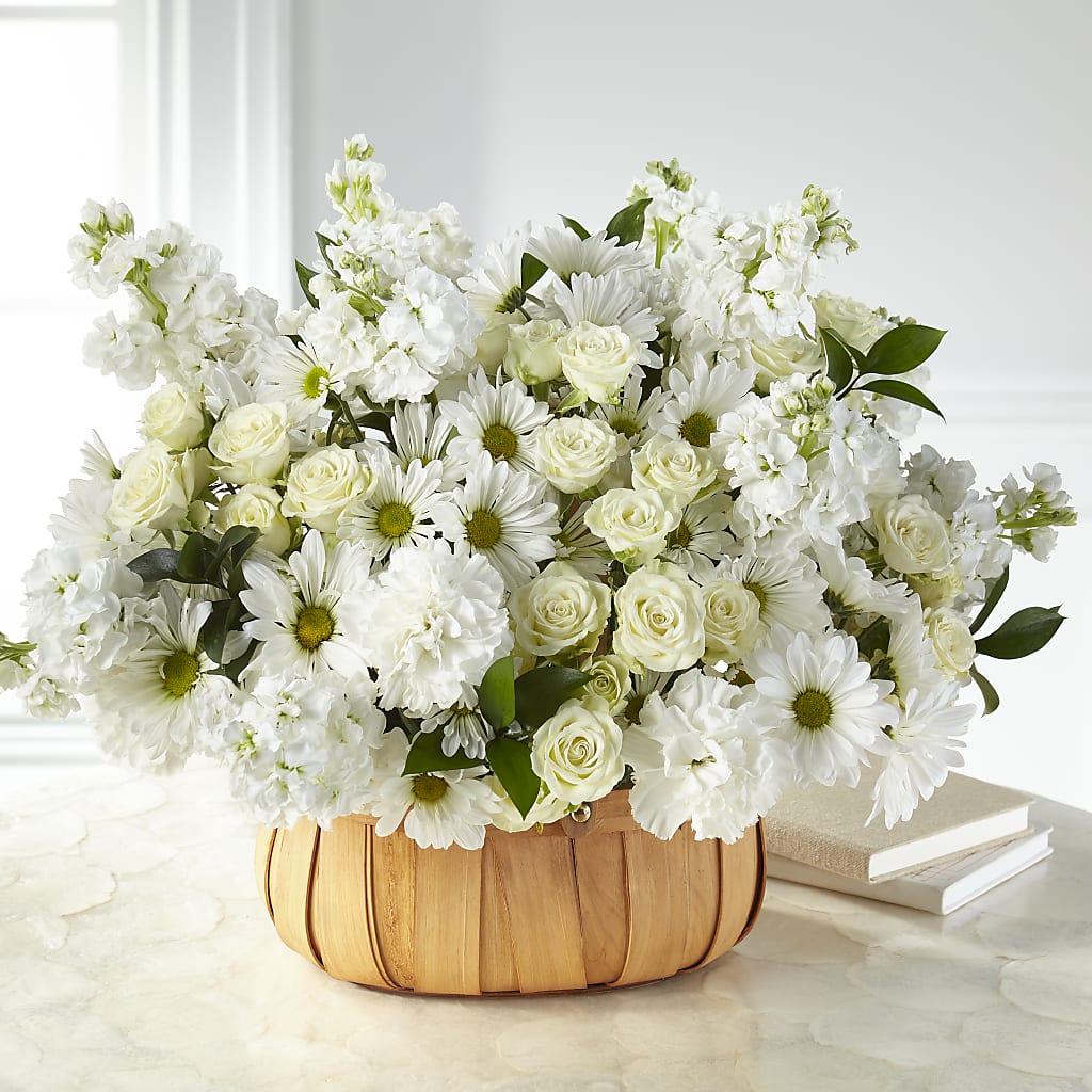 Graceful Garden Basket – CLARKSON FLOWERS & GIFTS, Mississauga ON