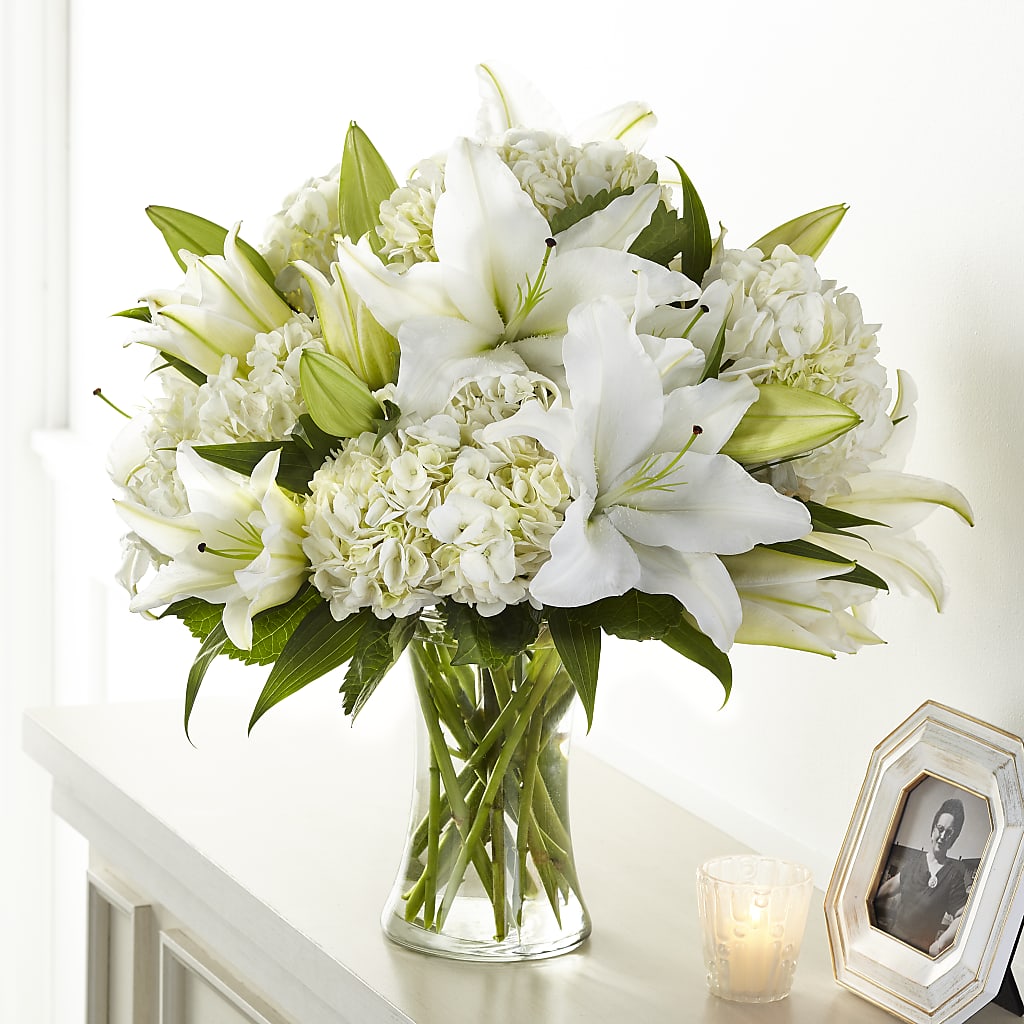 Compassionate Lily Bouquet – CLARKSON FLOWERS & GIFTS, Mississauga ON