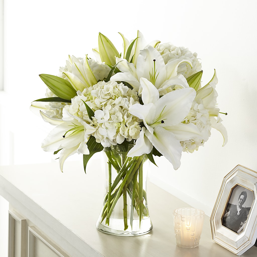 Compassionate Lily Bouquet – CLARKSON FLOWERS & GIFTS, Mississauga ON
