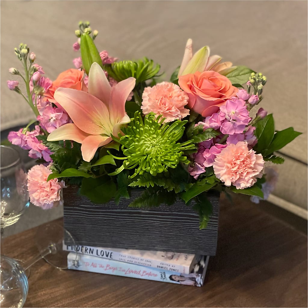 Beautiful Spirit Basket – CLARKSON FLOWERS & GIFTS, Mississauga ON