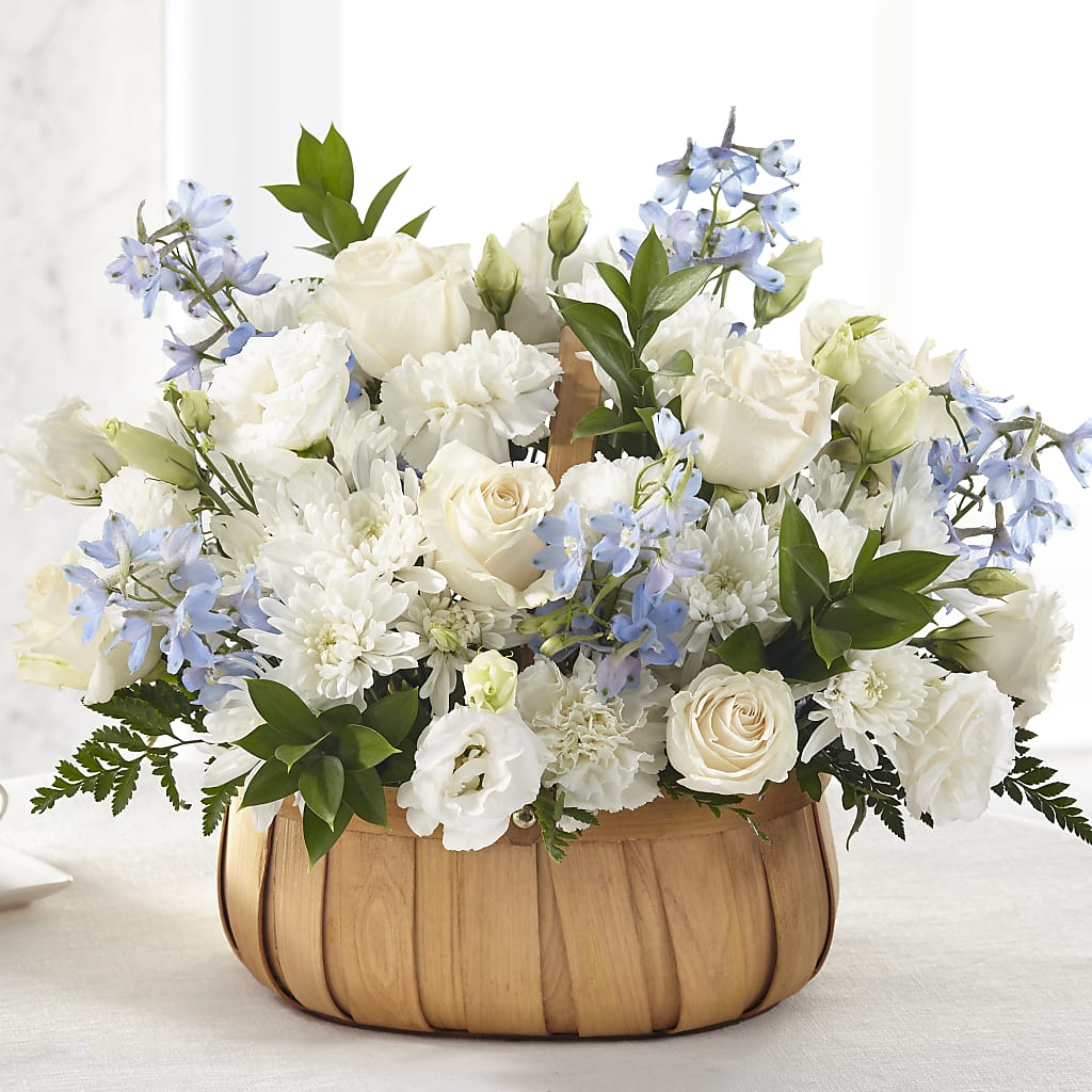 Sincerely Heartfelt Basket – CLARKSON FLOWERS & GIFTS, Mississauga ON