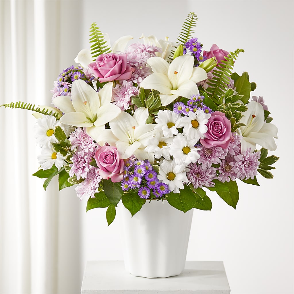 Warmest Thoughts Tabletop Basket – CLARKSON FLOWERS & GIFTS, Mississauga ON