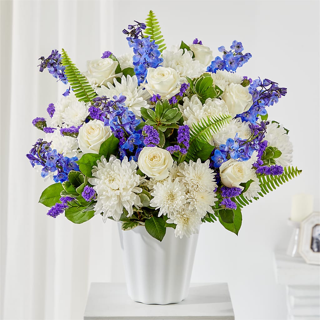 Hold Dear Tabletop Basket – CLARKSON FLOWERS & GIFTS, Mississauga ON