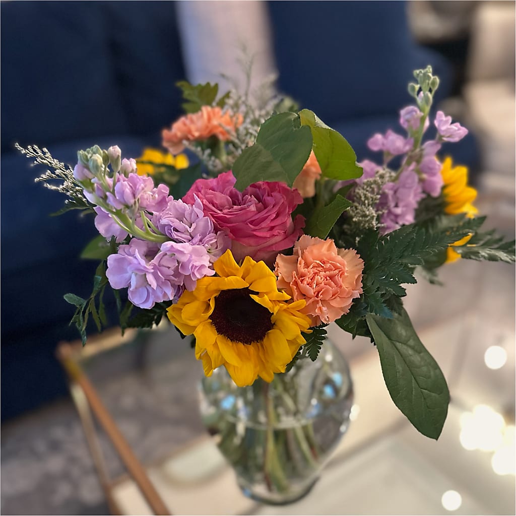Yellow Brick Road Bouquet – CLARKSON FLOWERS & GIFTS, Mississauga ON