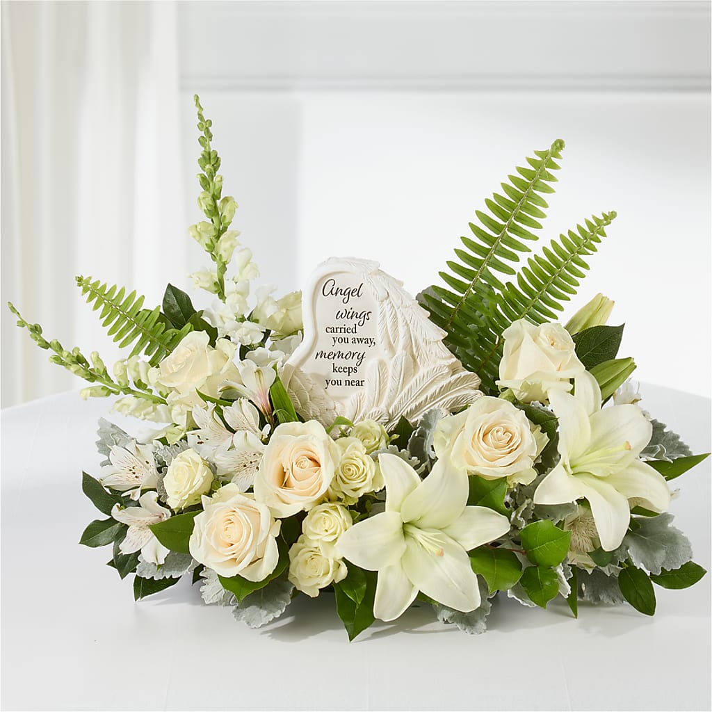 Holding You Close Arrangement – CLARKSON FLOWERS & GIFTS, Mississauga ON