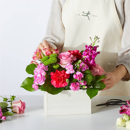 Sweetberry Box – A Florist Original – CLARKSON FLOWERS & GIFTS, Mississauga ON