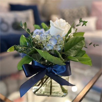 Sky Blue Delight Bouquet – CLARKSON FLOWERS & GIFTS, Mississauga ON