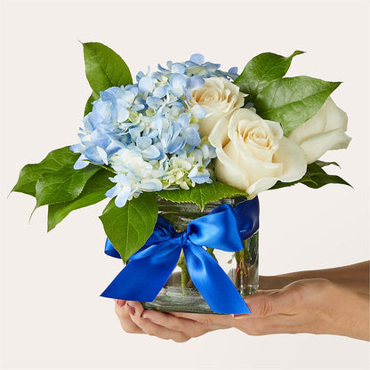Sky Blue Delight Bouquet – CLARKSON FLOWERS & GIFTS, Mississauga ON