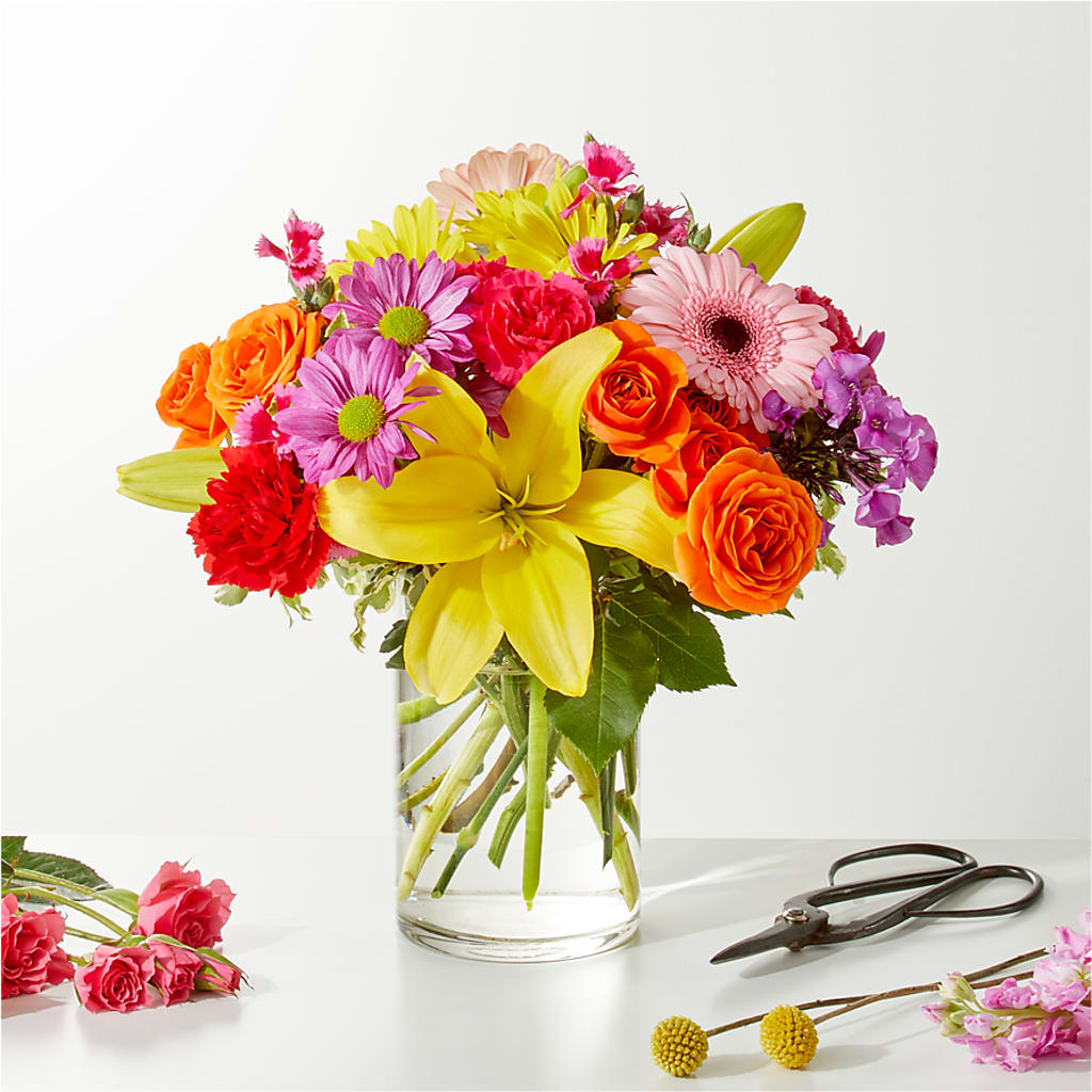 Cue the Confetti - A Florist Original – CLARKSON FLOWERS & GIFTS, Mississauga ON