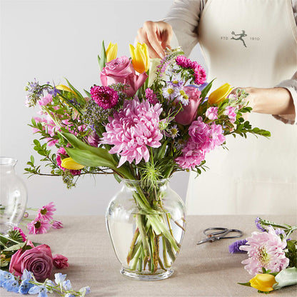 Pastel Tradition - A Florist Original – CLARKSON FLOWERS & GIFTS, Mississauga ON