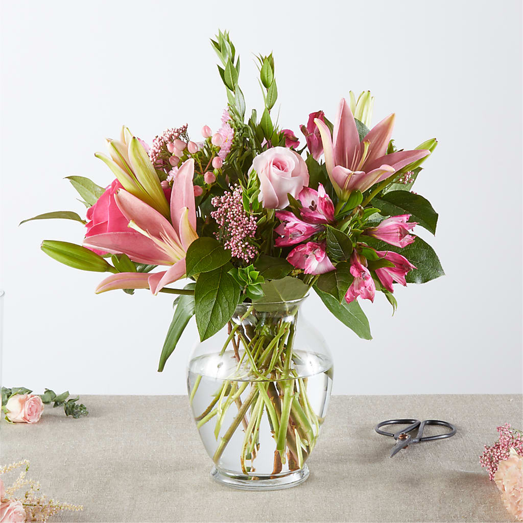 Pink Ribbon - A Florist Original – CLARKSON FLOWERS & GIFTS, Mississauga ON