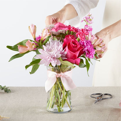 Pink Ribbon - A Florist Original – CLARKSON FLOWERS & GIFTS, Mississauga ON