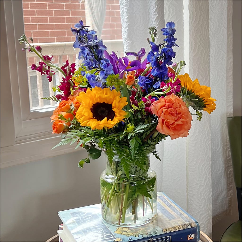 Rays of Life Bouquet – CLARKSON FLOWERS & GIFTS, Mississauga ON