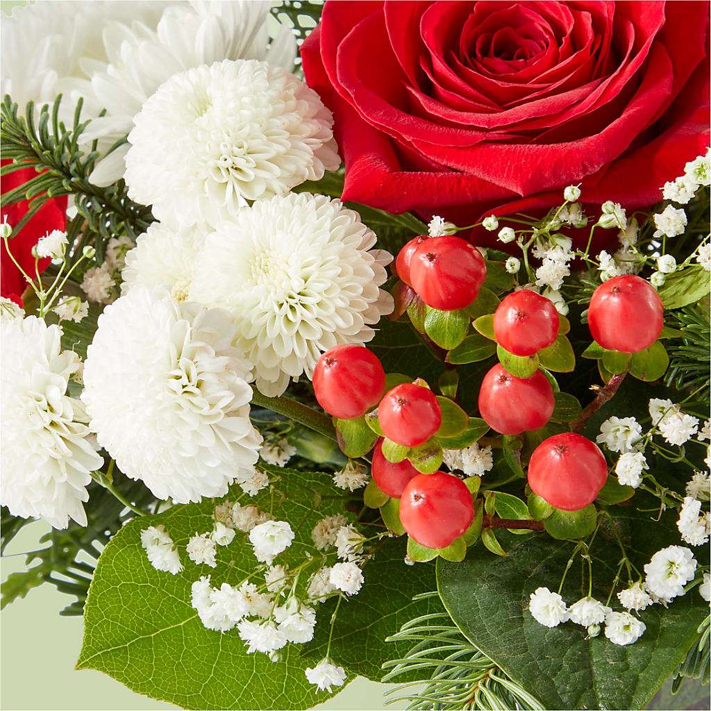 Chance of Flurries Bouquet – CLARKSON FLOWERS & GIFTS, Mississauga ON