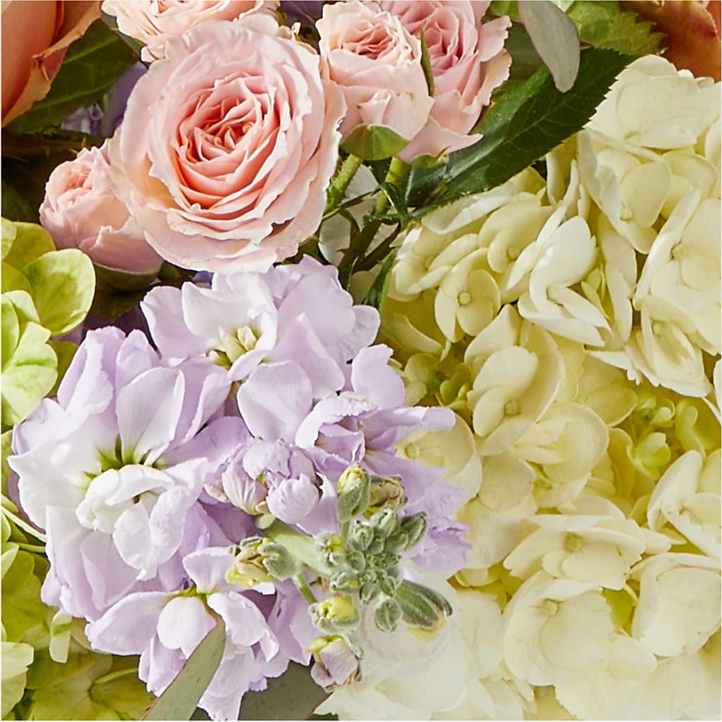 Porch Swing Bouquet – CLARKSON FLOWERS & GIFTS, Mississauga ON