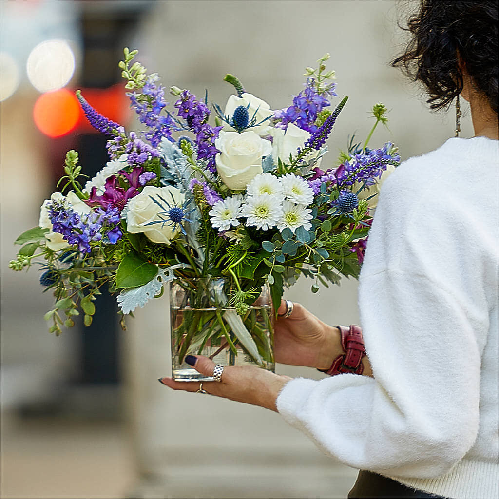 Shooting Star Bouquet – CLARKSON FLOWERS & GIFTS, Mississauga ON