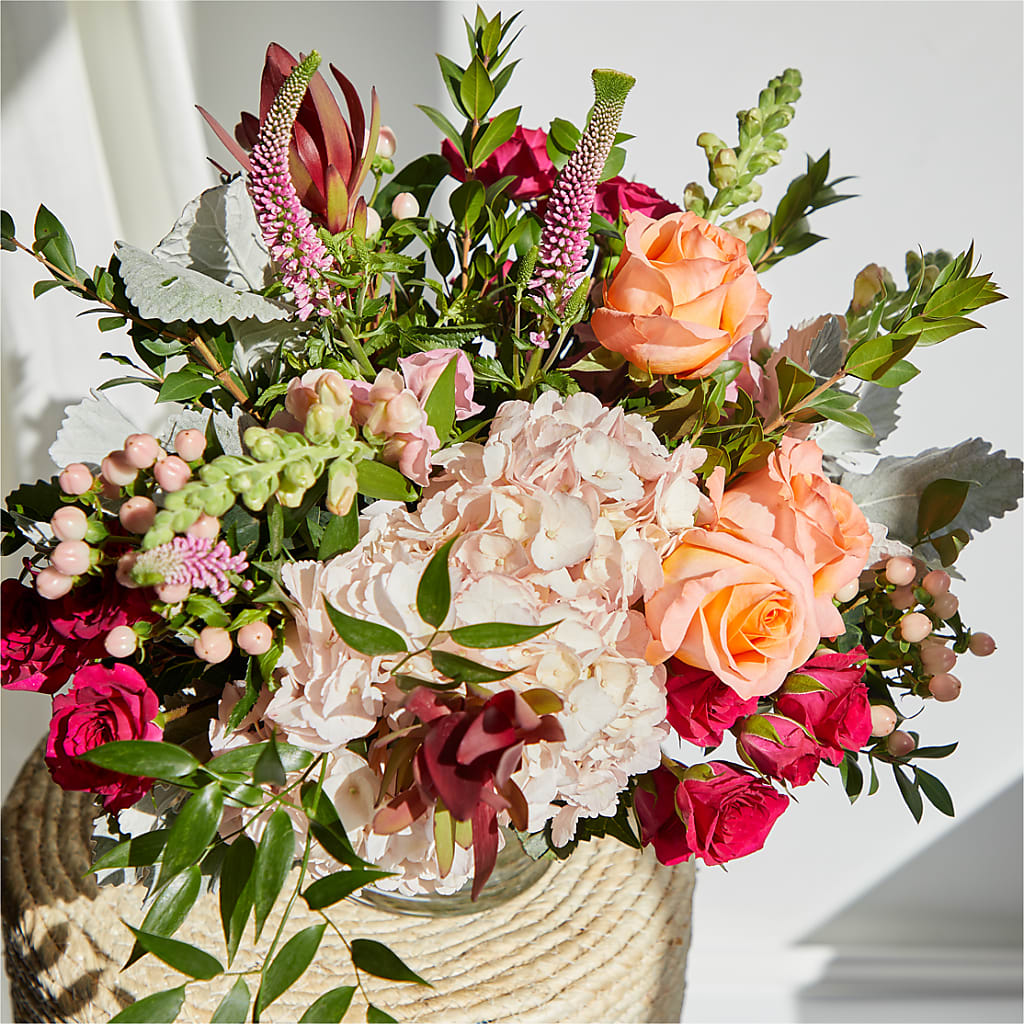Glitz & Glam Bouquet – CLARKSON FLOWERS & GIFTS, Mississauga ON