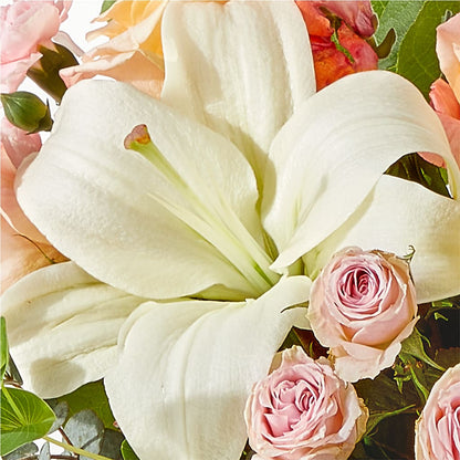 Grapefruit Splash Bouquet – CLARKSON FLOWERS & GIFTS, Mississauga ON